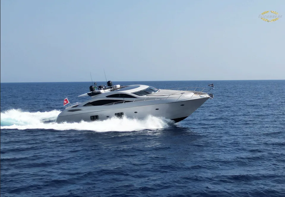 Sunseeker Predator 82