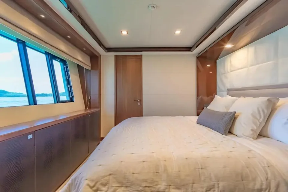 Princess 32M