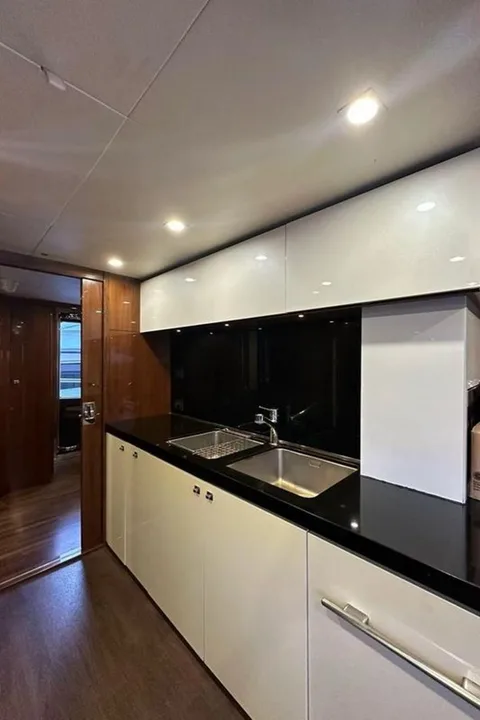 Princess 32M