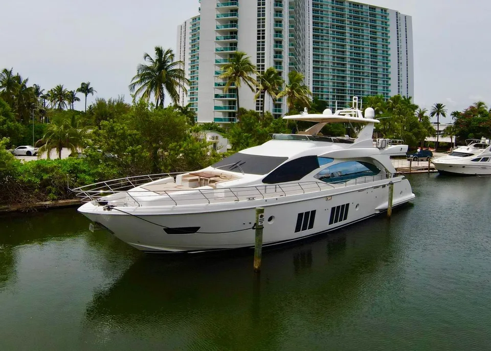 Azimut MY 2015