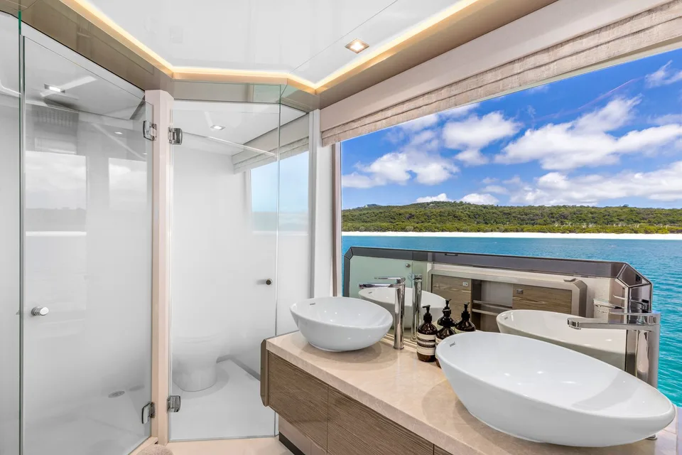 Ocean Alexander 28E