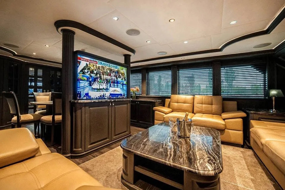 Fifth Ocean Shipyard 24m Long Range Explorer