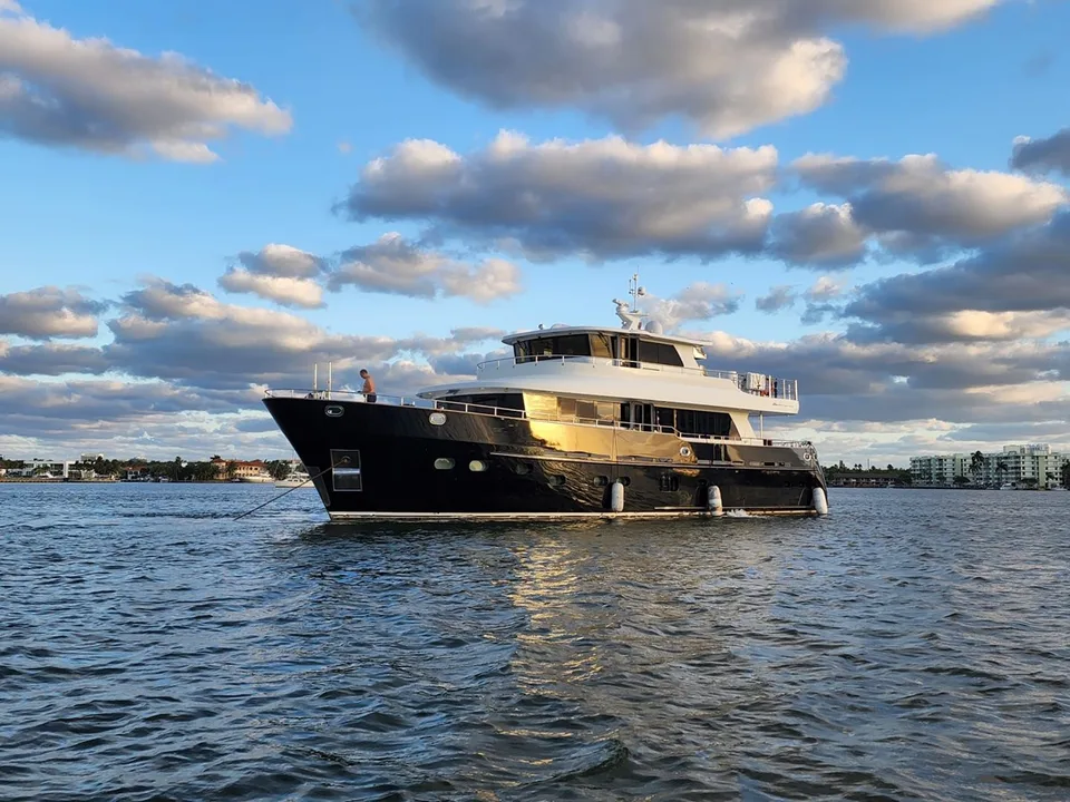 Fifth Ocean Shipyard 24m Long Range Explorer