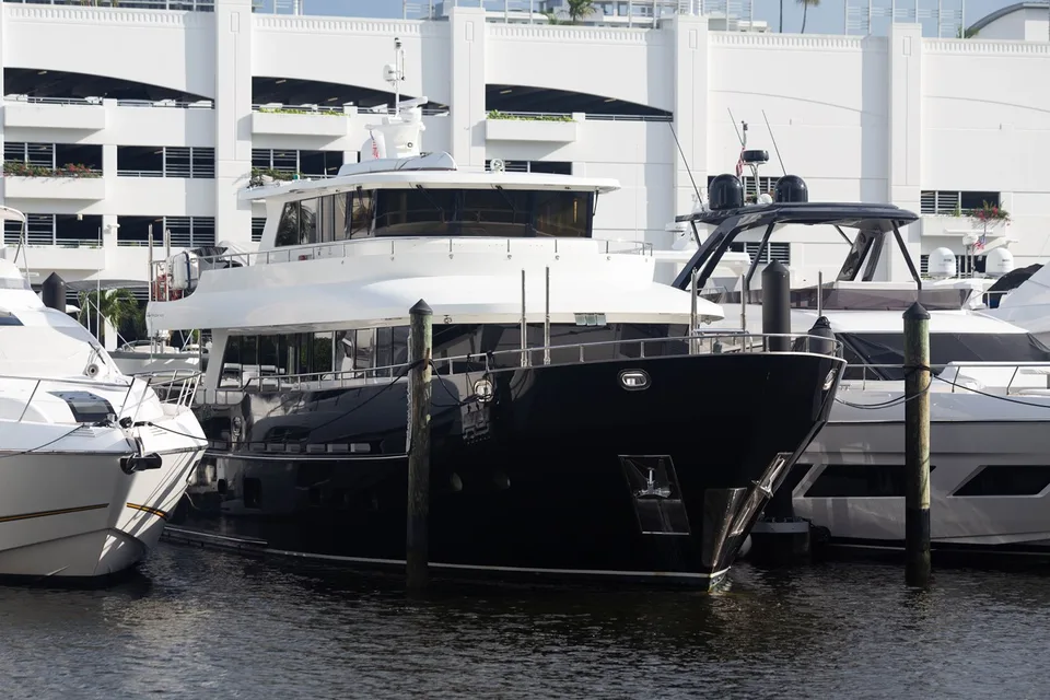 Fifth Ocean Shipyard 24m Long Range Explorer