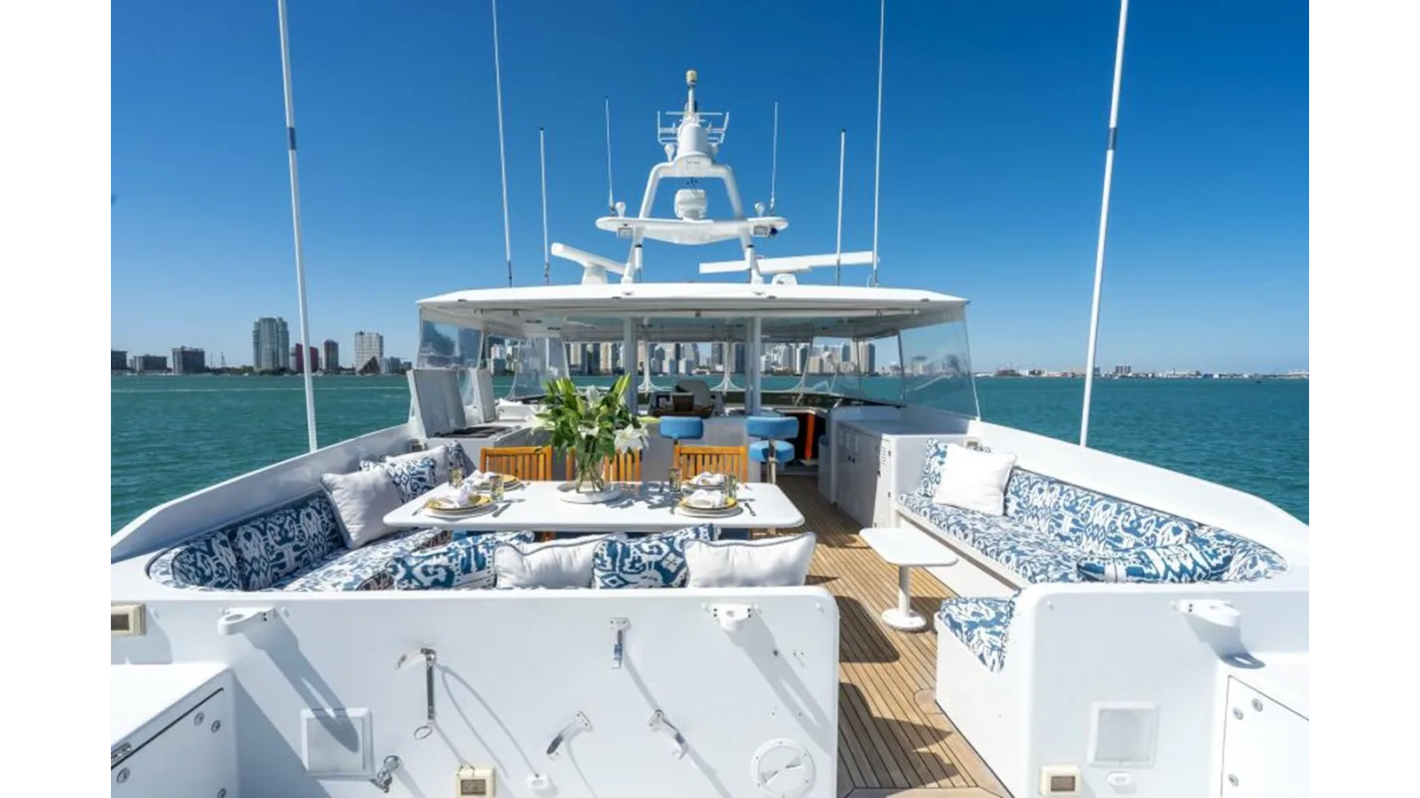 85 Deck House