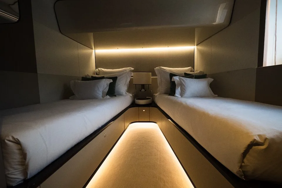 Azimut GRANDE 27M