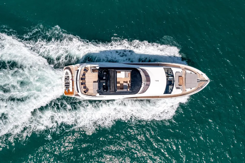 Sunseeker 86 Yacht