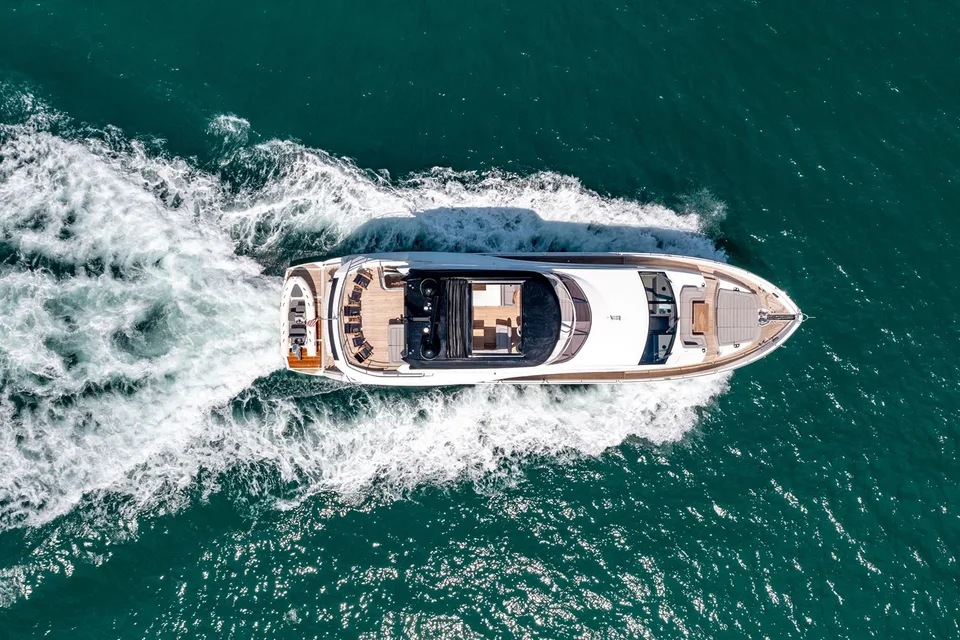 Sunseeker 86 Yacht