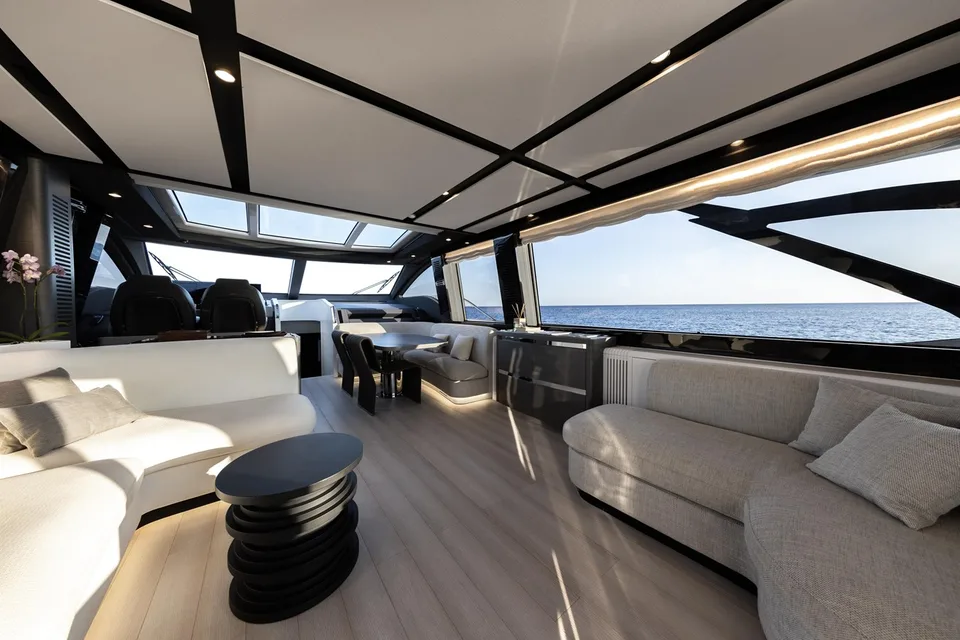 Azimut S8