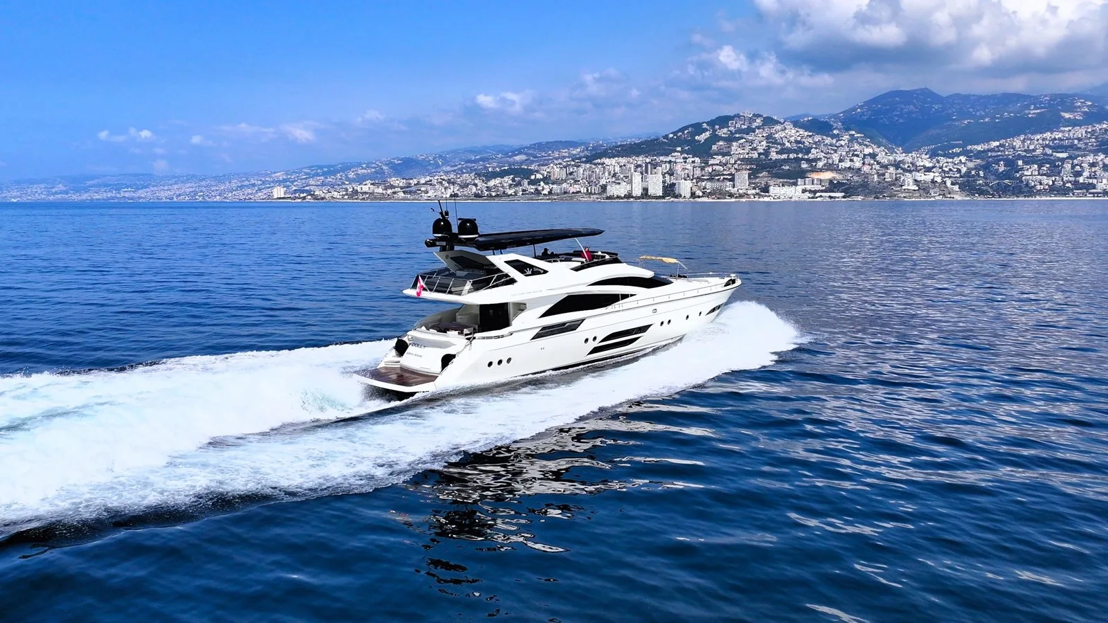 Dominator 800