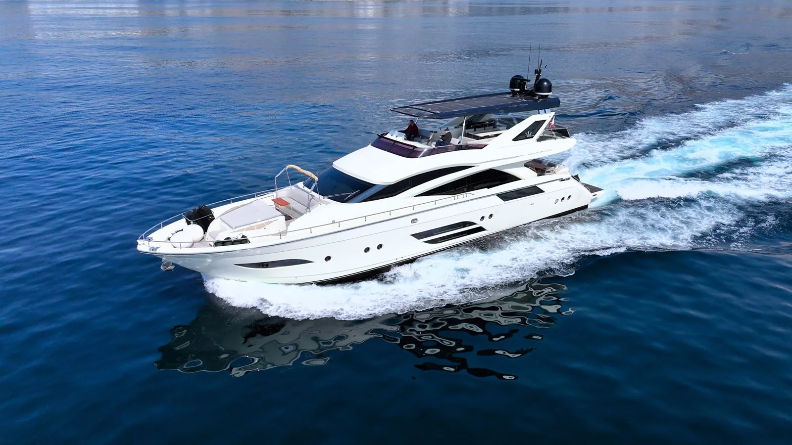 Dominator 800