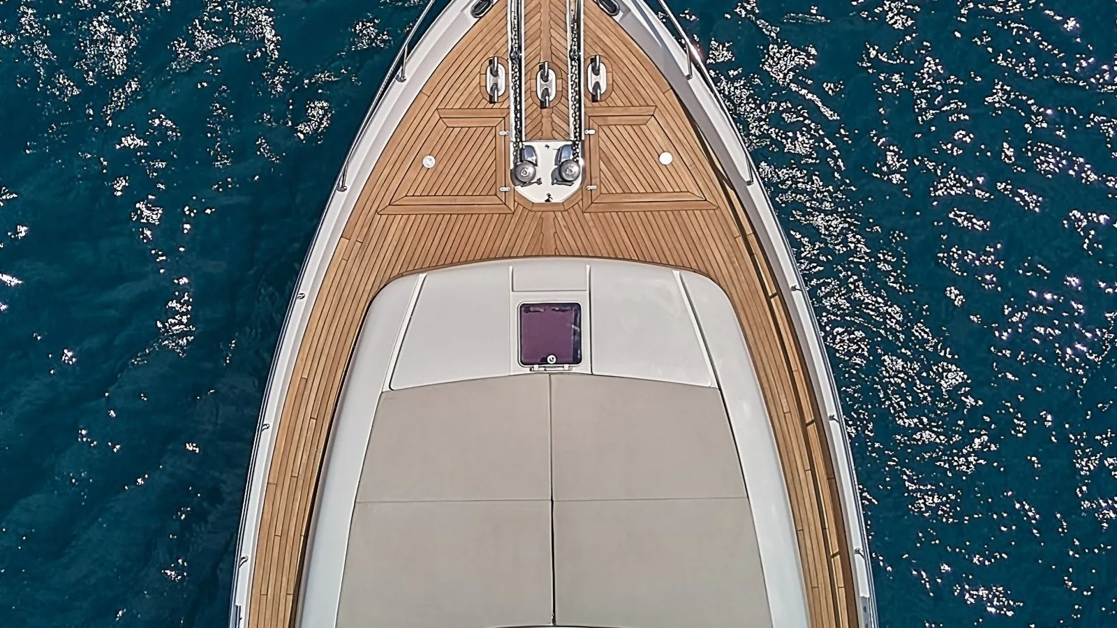 Ferretti Yachts 780