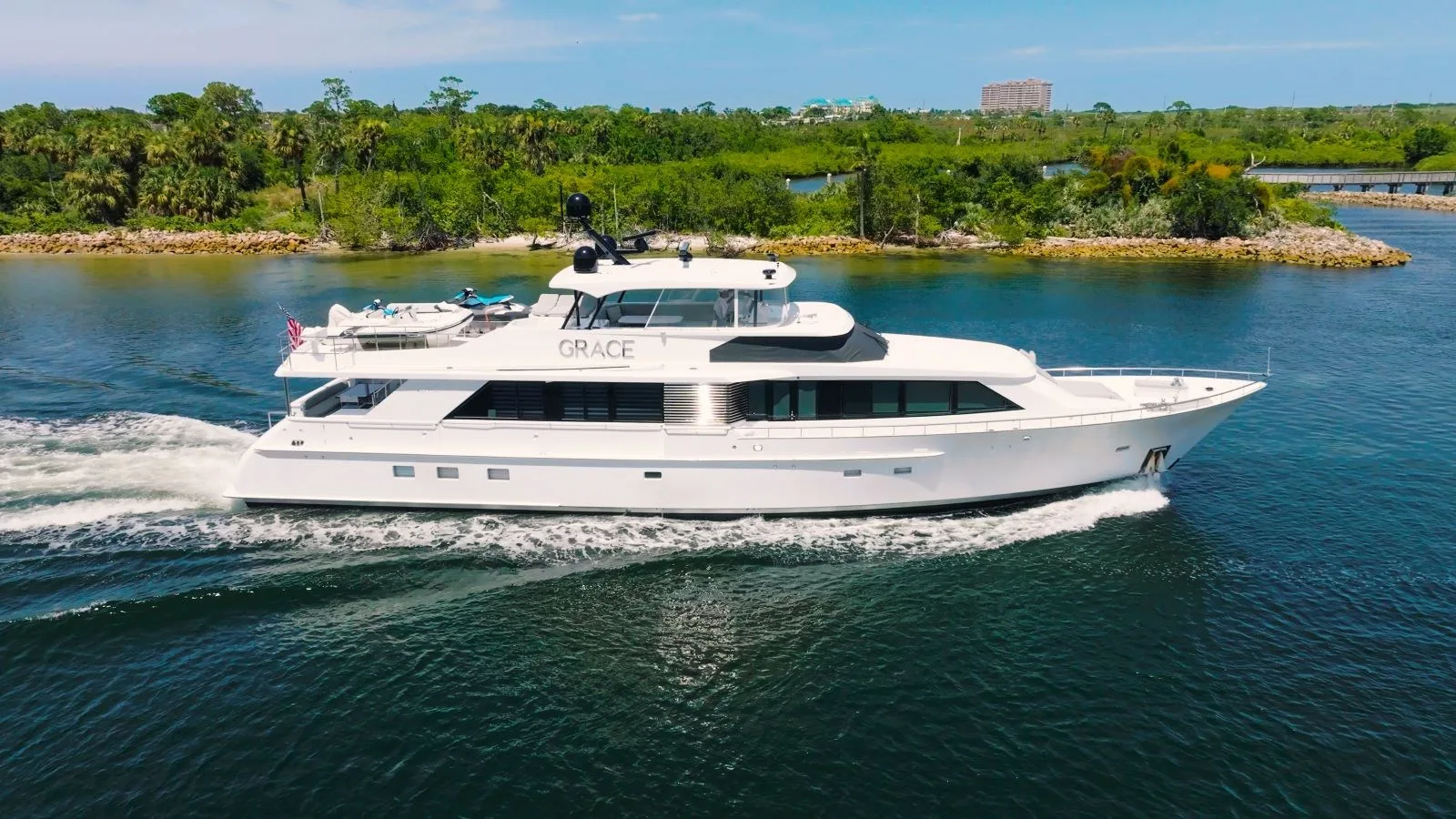 Nordlund Raised Pilothouse