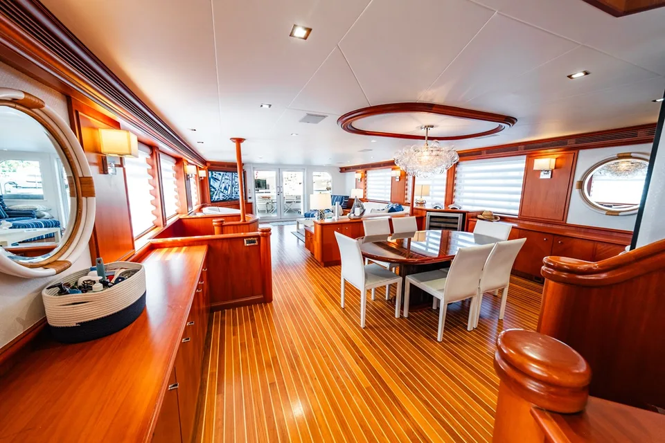 Nordlund Raised Pilothouse