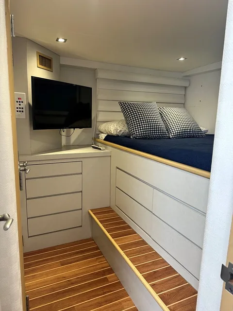 Nordlund Raised Pilothouse