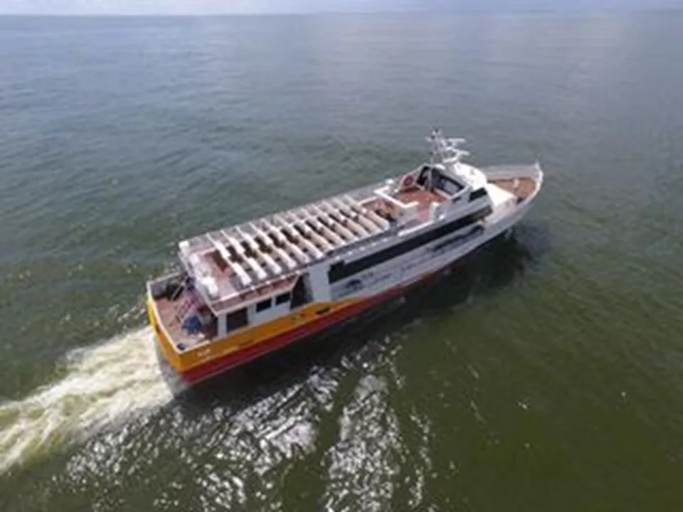 Midship High Speed Passenger Ferry