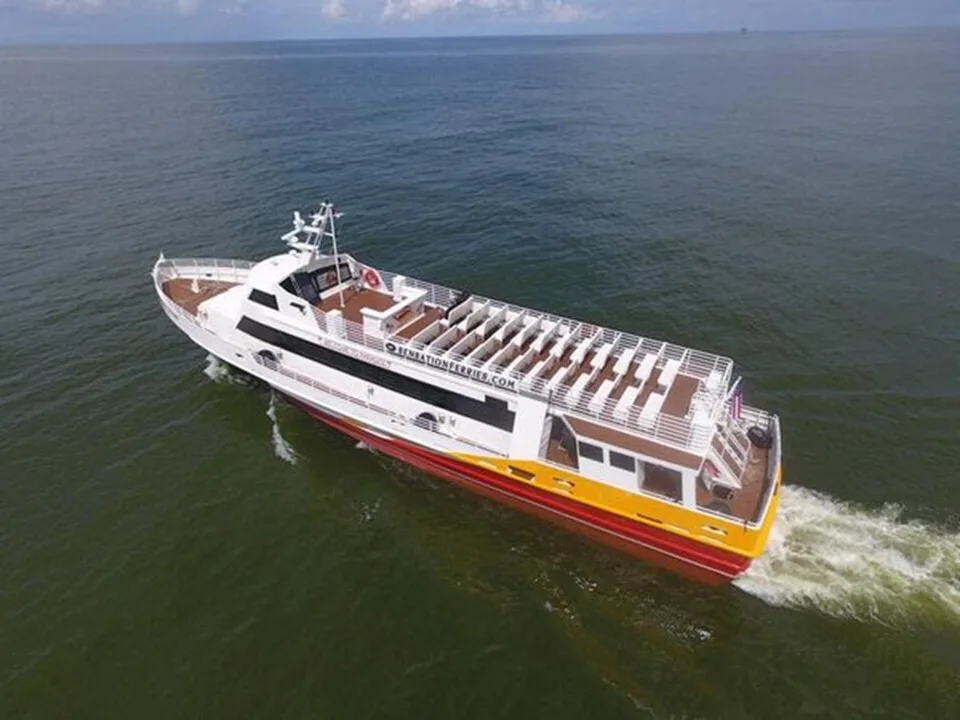 Midship High Speed Passenger Ferry