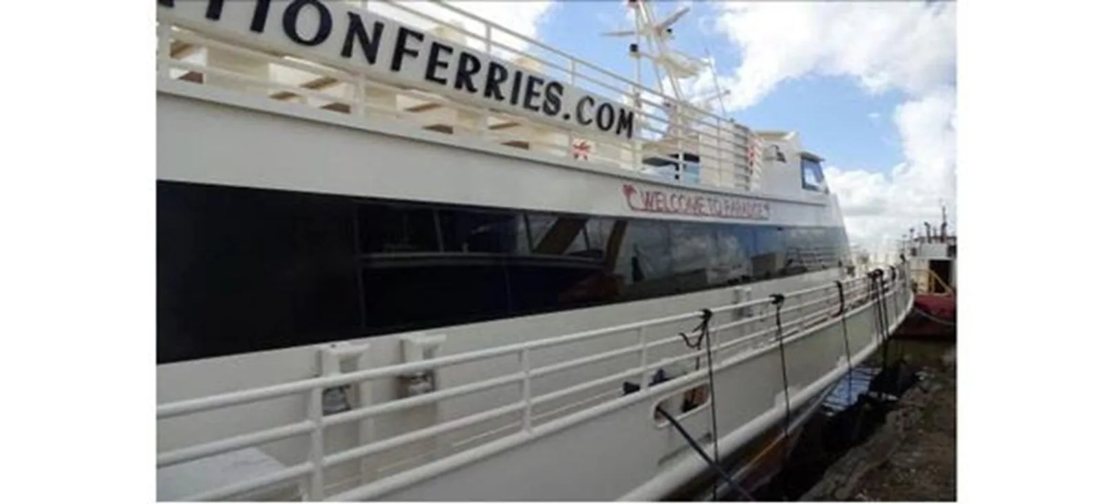 Midship High Speed Passenger Ferry