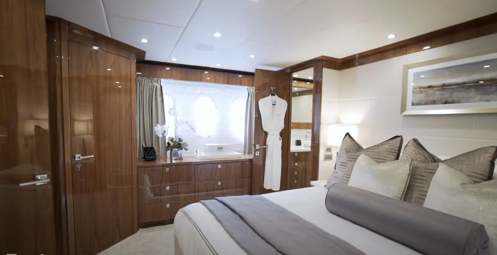 Hargrave Raised Pilothouse