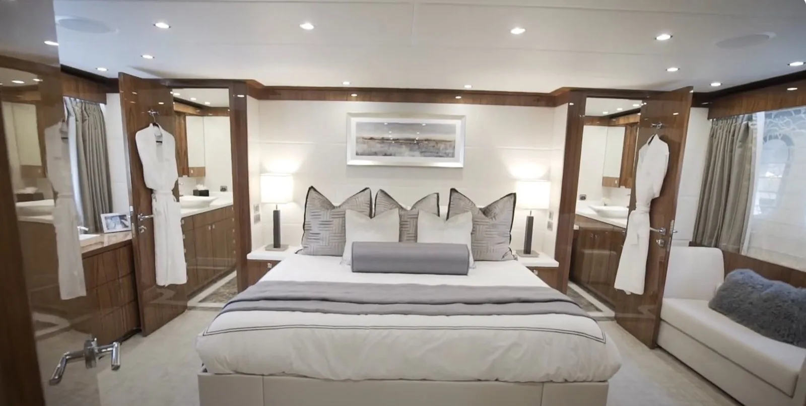 Hargrave Raised Pilothouse