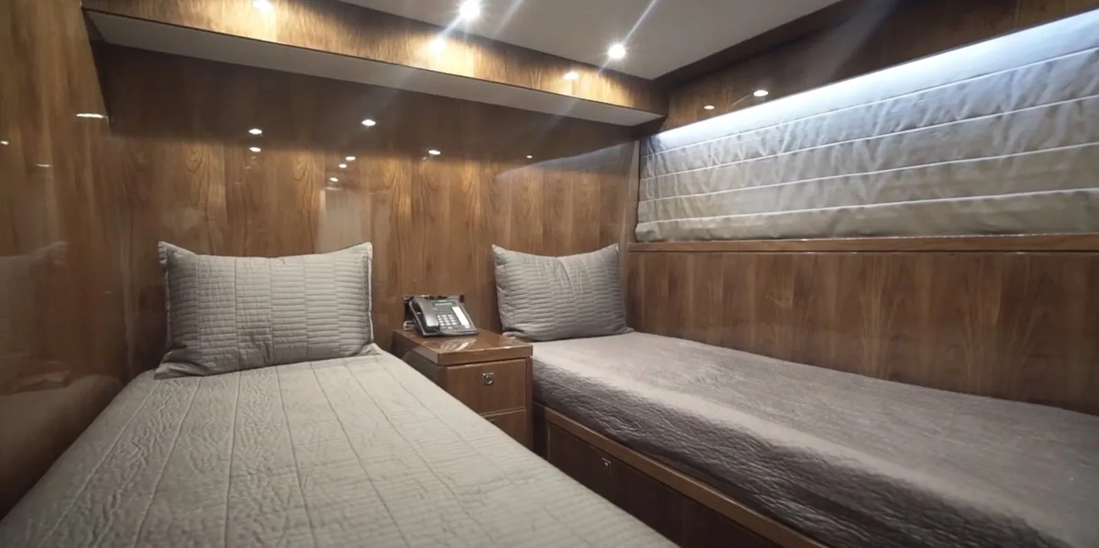 Hargrave Raised Pilothouse