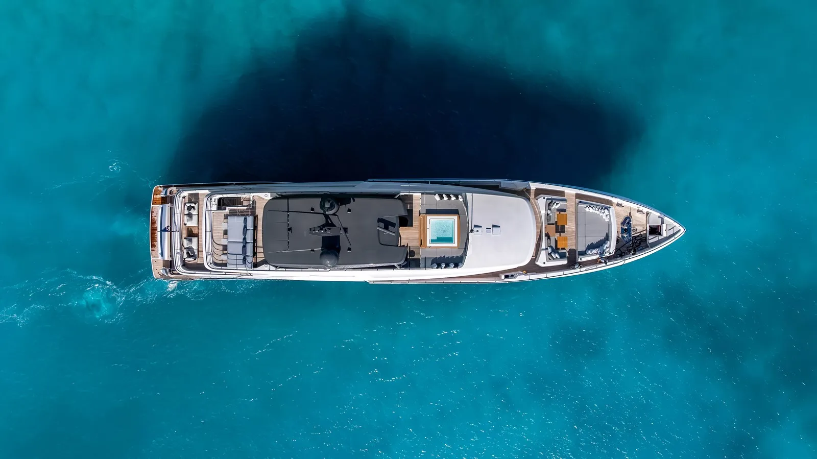Custom Line NAVETTA 42