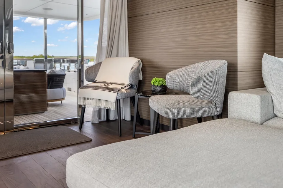 Custom Line NAVETTA 42