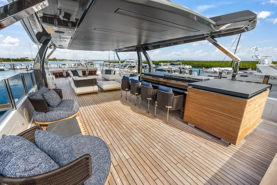 Custom Line NAVETTA 42