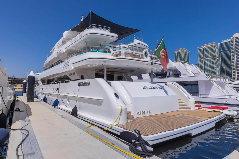 Majesty 155