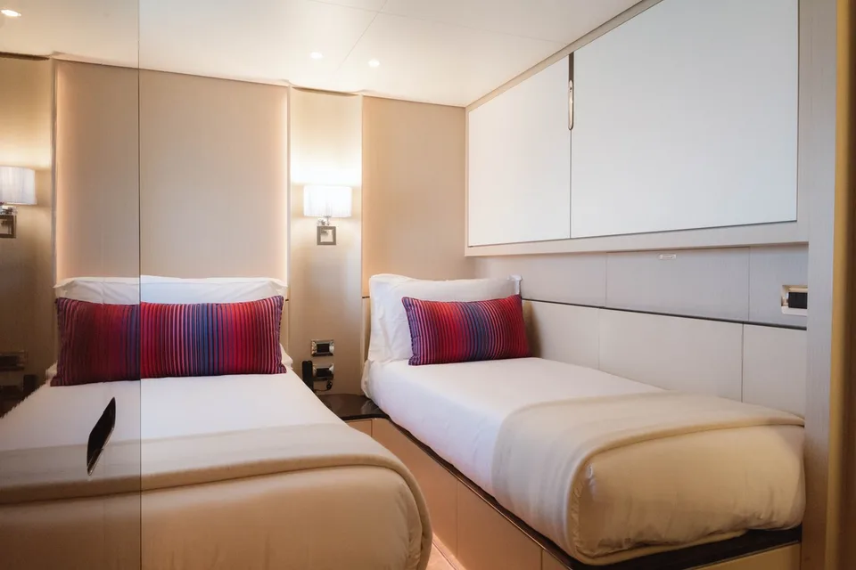 Azimut 32m Grande