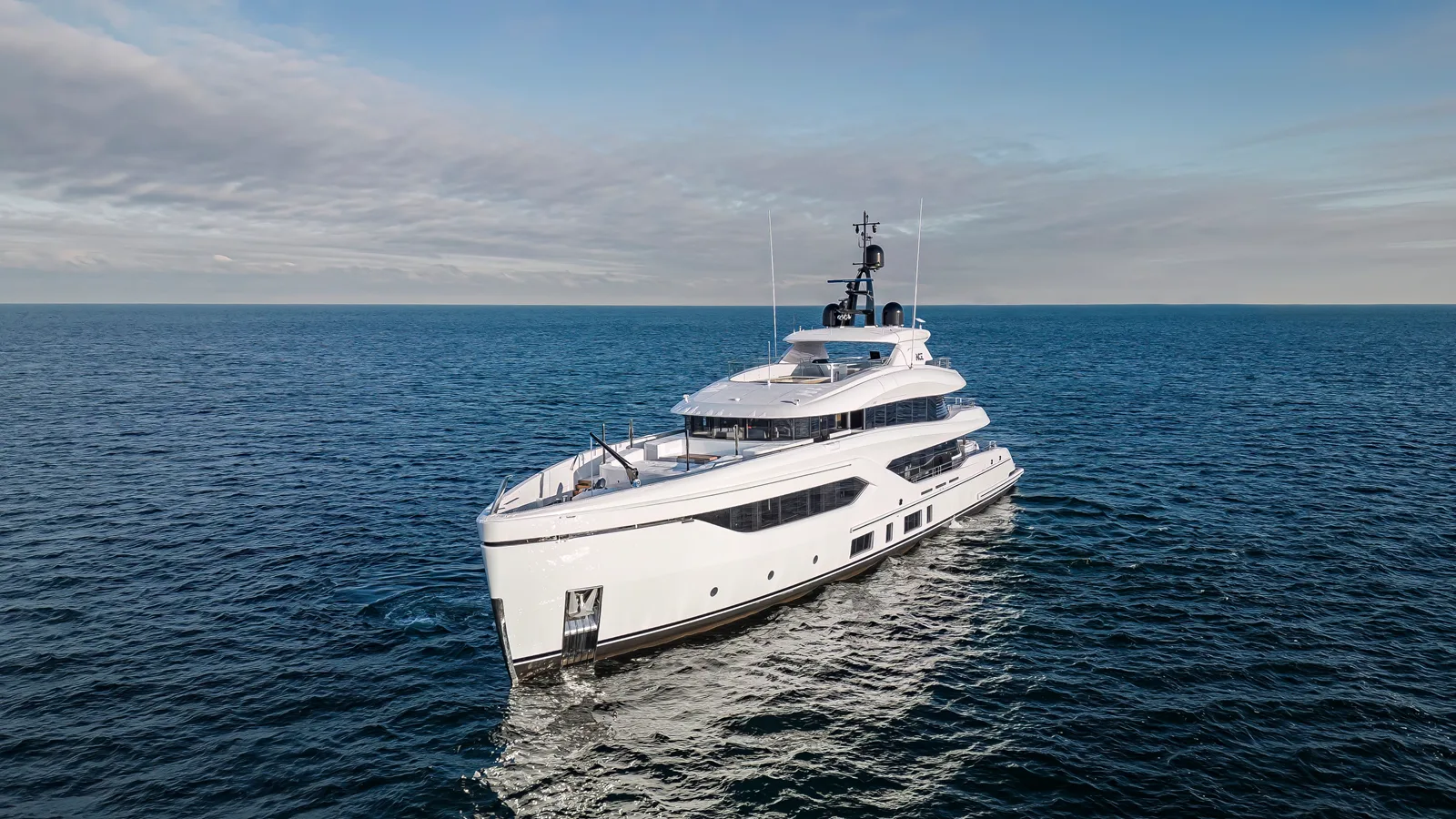Conrad Shipyard C144S