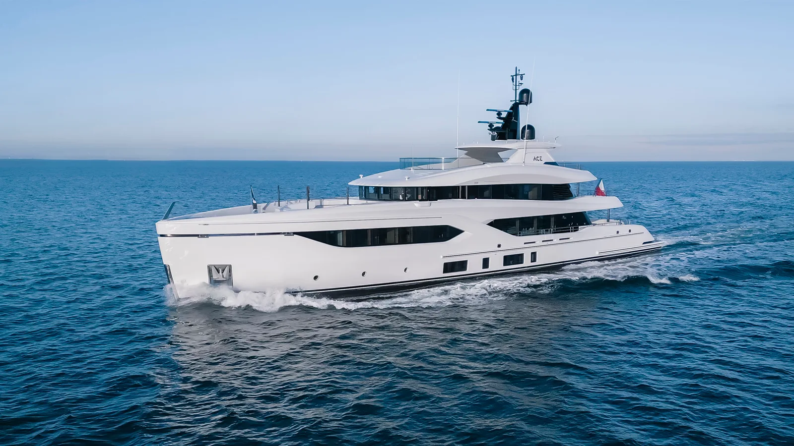 Conrad Shipyard C144S