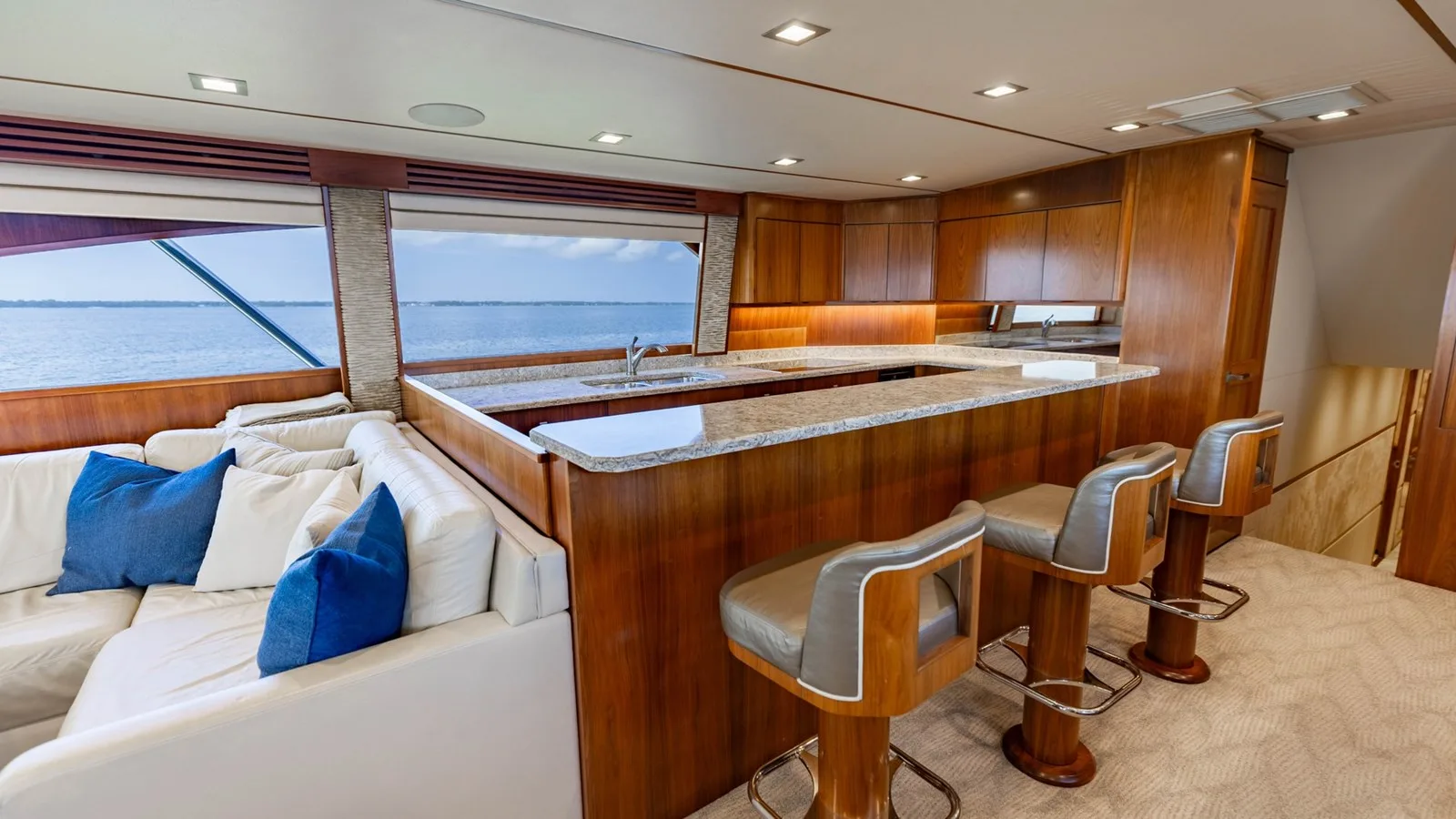 Viking 80 Convertible