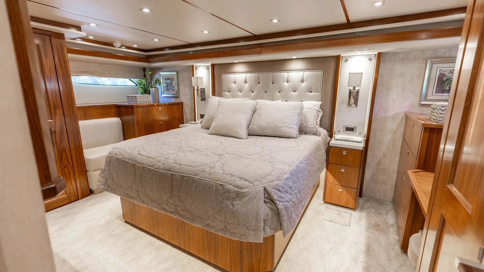 Viking 80 Convertible