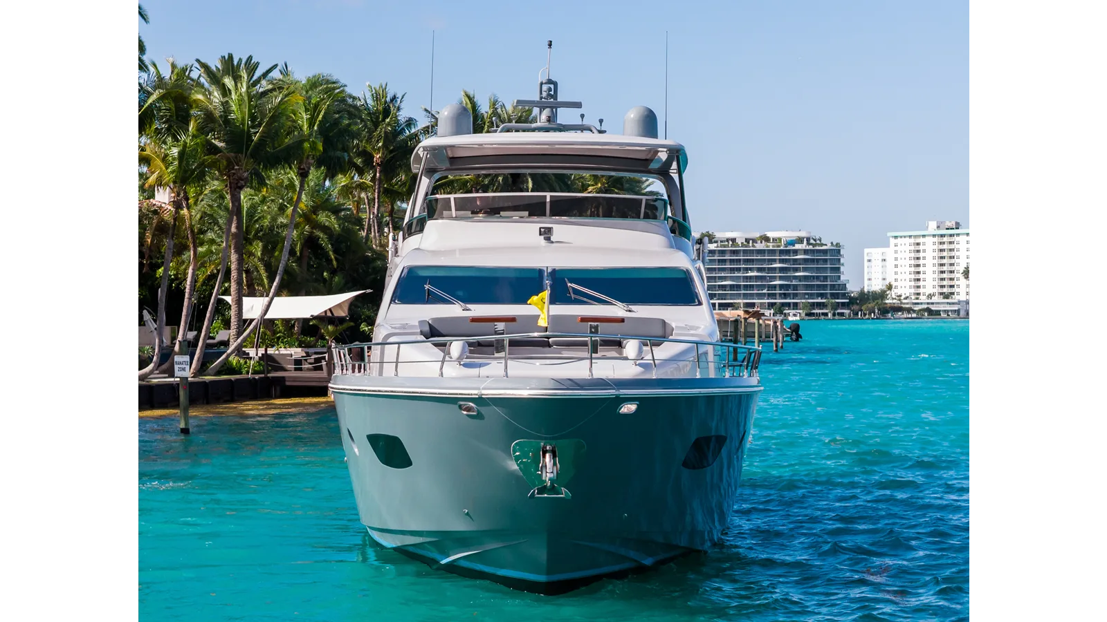 Azimut Flybridge 85