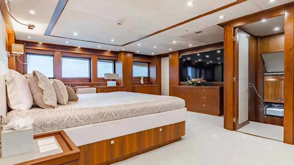 Sunseeker 37 Metre Yacht