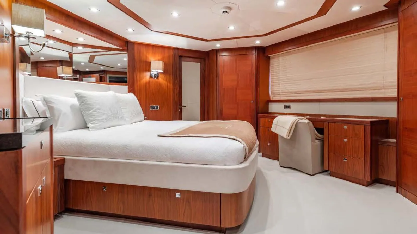 Sunseeker 37 Metre Yacht