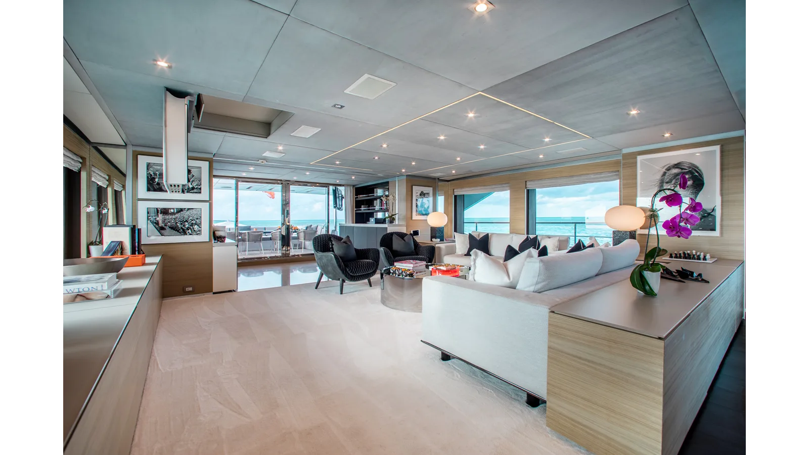 Benetti Veloce 140
