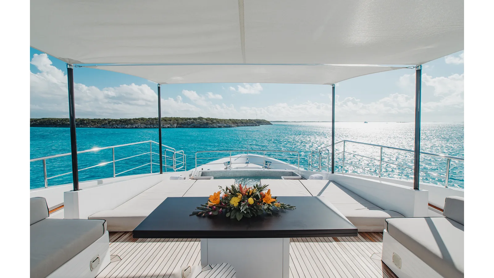 Benetti Veloce 140