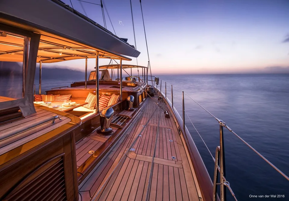 Claasen Shipyards Truly Classic 90