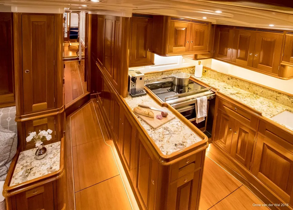 Claasen Shipyards Truly Classic 90