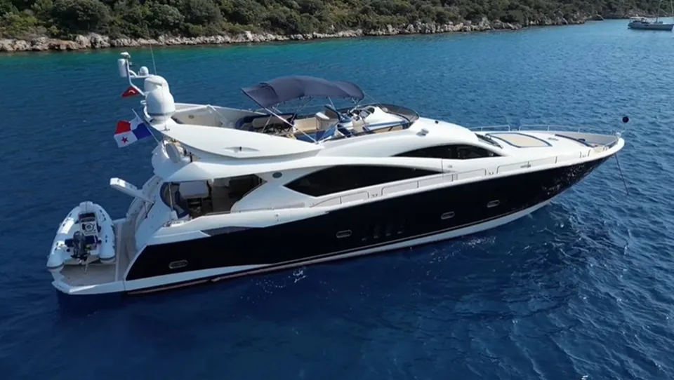 Sunseeker Sunseeker 82 Yacht