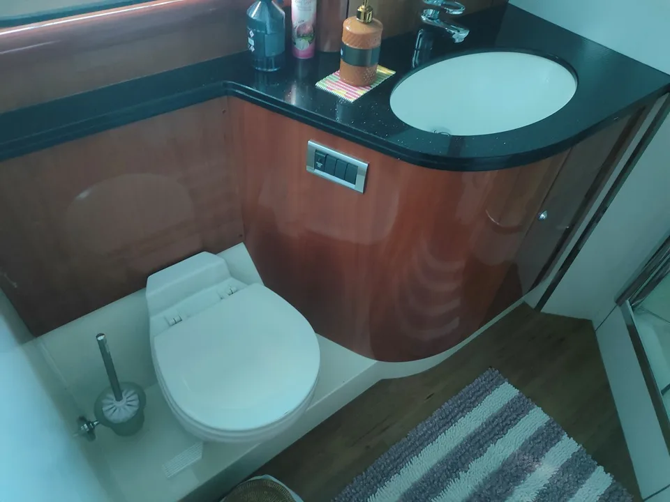 Sunseeker Sunseeker 82 Yacht