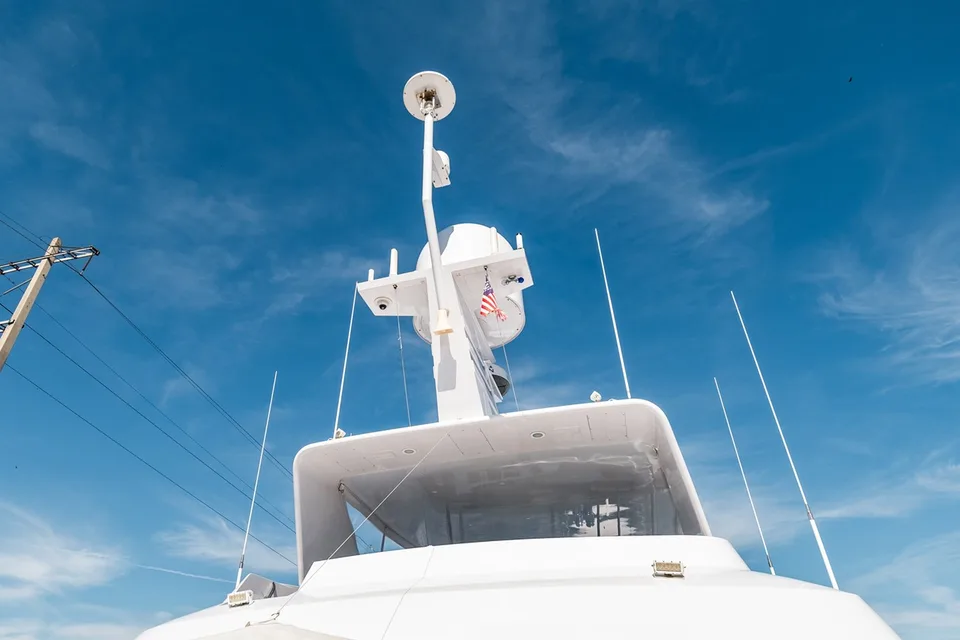 Hatteras Flybridge Motor Yacht