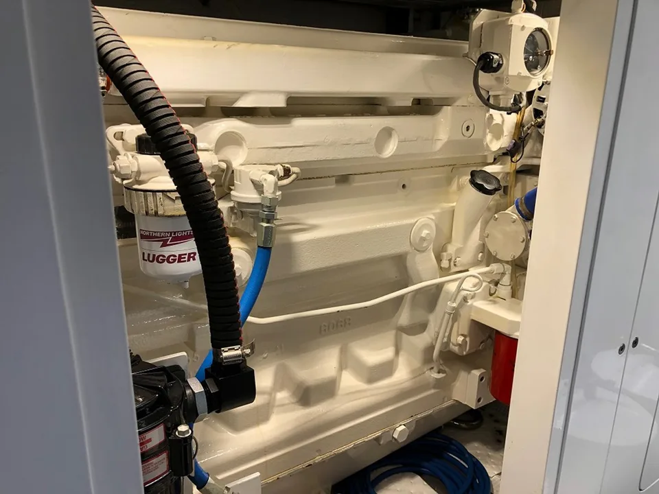 Hatteras Flybridge Motor Yacht