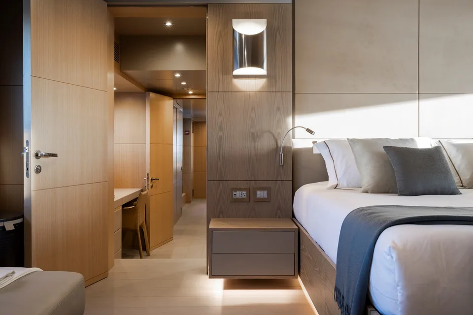 Benetti Classic Supreme 132