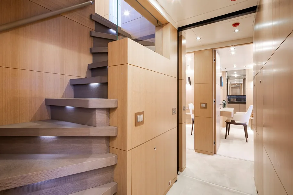 Benetti Classic Supreme 132