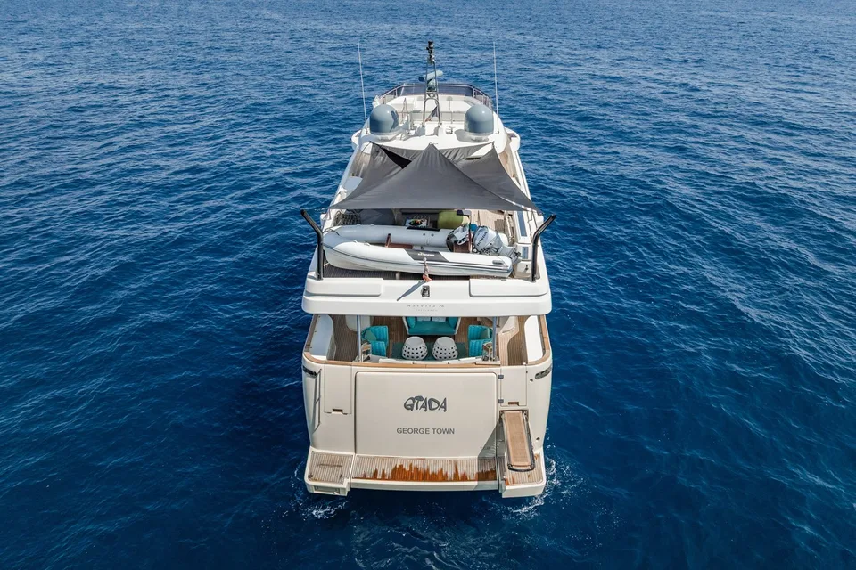 Ferretti Custom Line NAVETTA 26 CRESCENDO