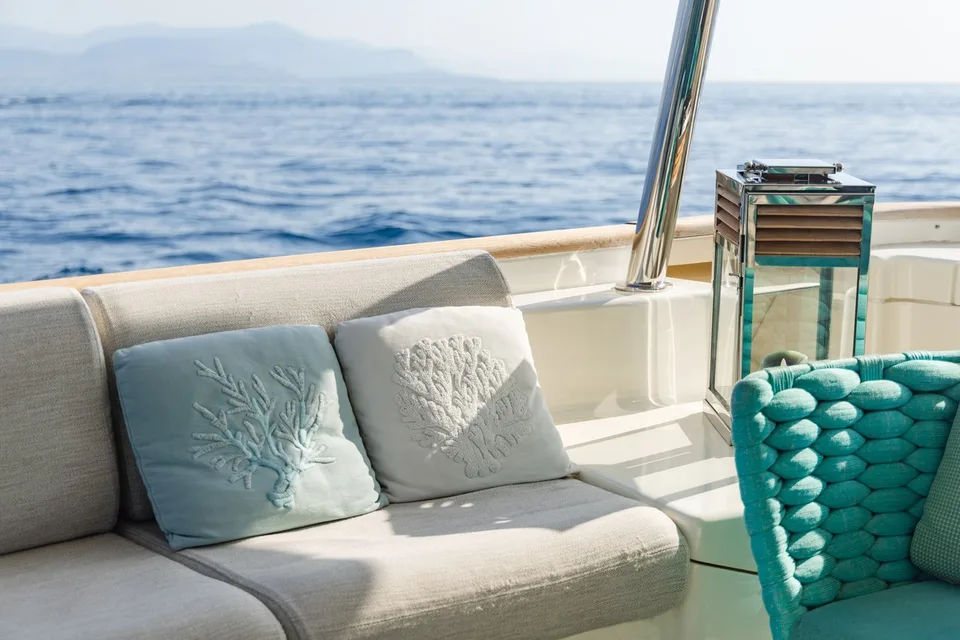 Ferretti Custom Line NAVETTA 26 CRESCENDO