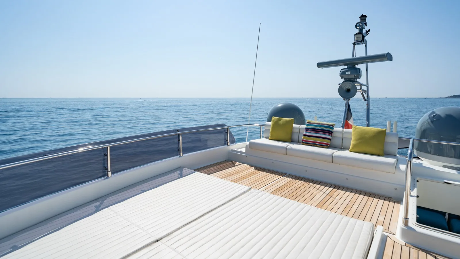 Ferretti Custom Line NAVETTA 26 CRESCENDO